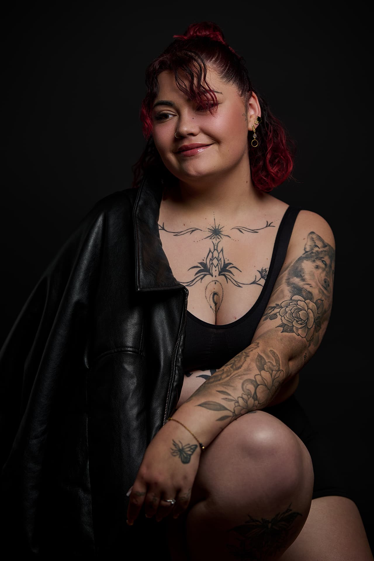 Océlia, tatoueuse, portrait en studio
